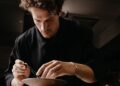 Dominik Hartmann ist ab sofort offizieller Markenpartner von Genesis