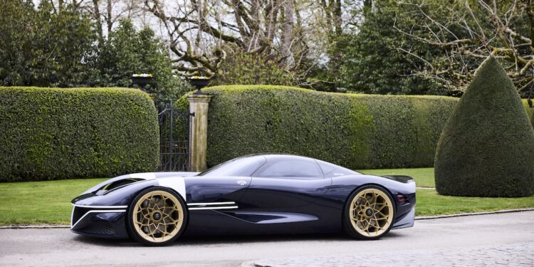 Genesis enthüllt den X Gran Berlinetta – eine Hommage an Jacky Ickx