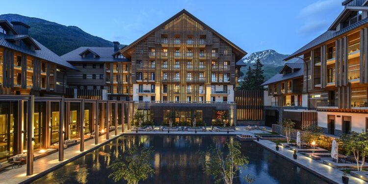 The Chedi Andermatt: Ein Hauch von James Bond in den Alpen